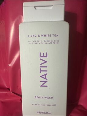 Native Lilac & White Tea Body Wash — White with Lilac Accents